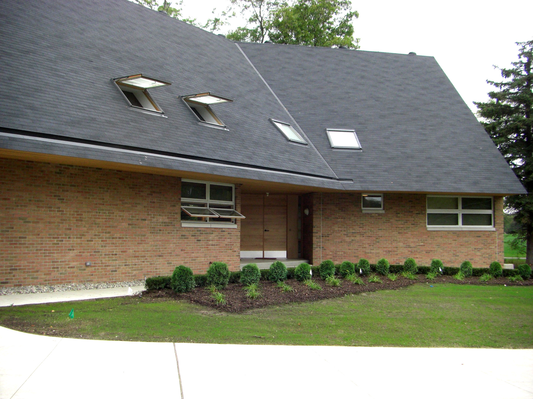 Farmington Hills - front finish