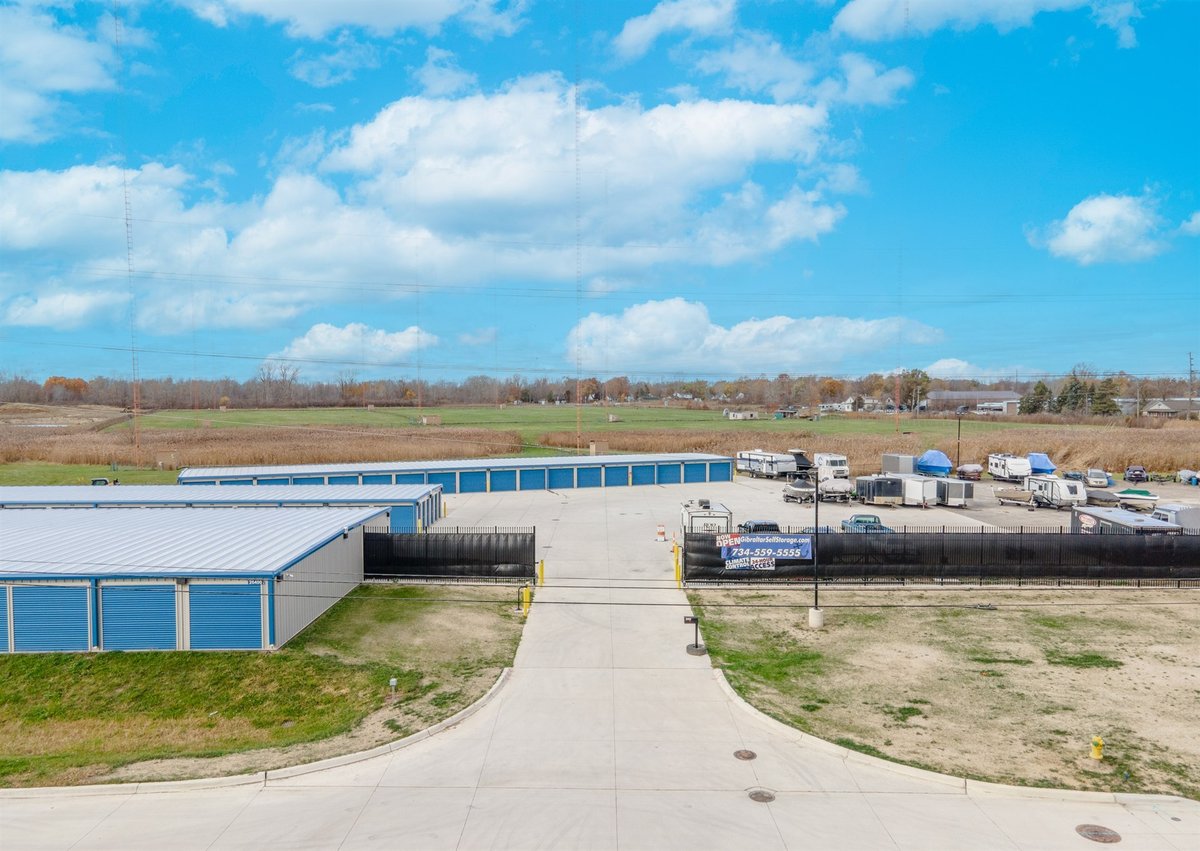 aerial-angle-of-the-drive-lanes-and-outdoor-storage-lot-commercial-self-storage-southeast-mi-optimized
