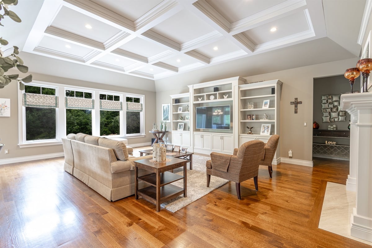 living-room-interior-view-southeast-mi-optimized