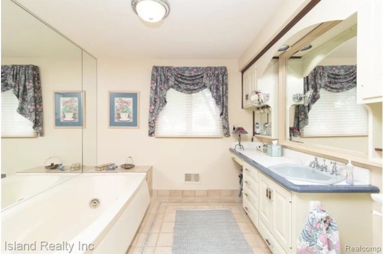bathroom-before-renovation-drop-in-tub-grosse-ile-mi-optimized