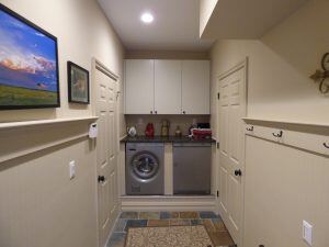 Beverly Hills mud room laundry